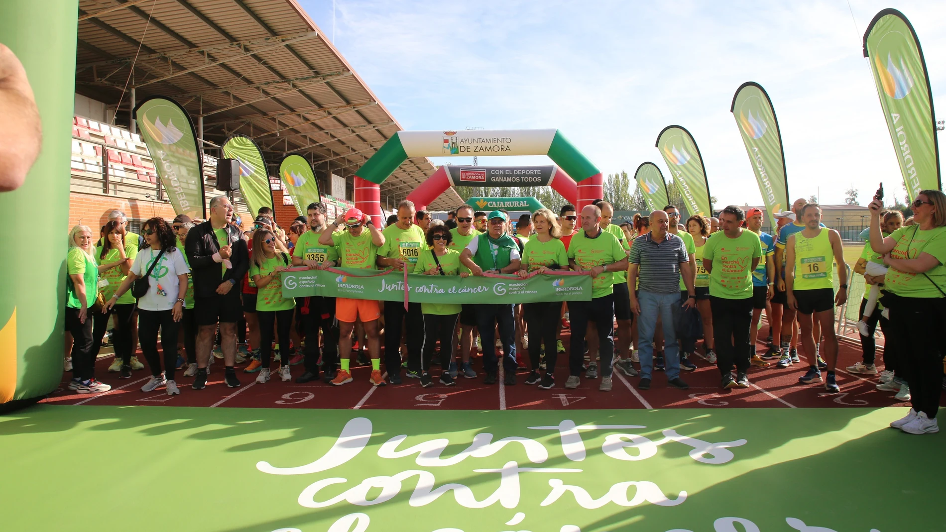 Celebración de la XIV Carrera 'Mucho por vivir', organizada por la AECC de Zamora y que tiene como principal patrocinador a Iberdrola