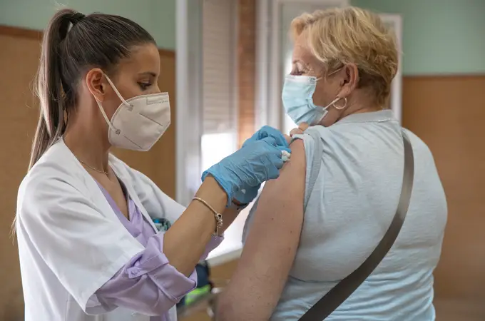 Europa alertó hace casi un mes sobre el aumento de gripe, covid y VRS 