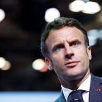 Emmanuel Macron, este lunes en el Salón del Automóvil en París