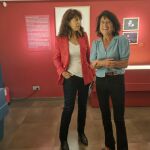 La concejala Ana Redondo y la presidenta de la Fundación Delibes, Elisa Delibes, inauguran la exposición