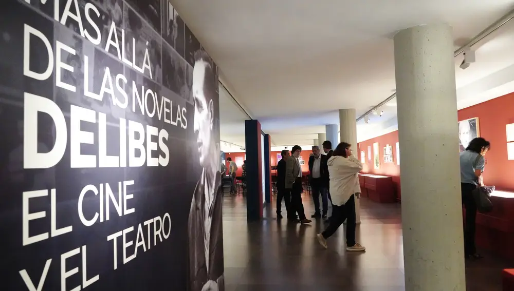 Exposición 'Más allá de las novelas. Delibes, el cine y el teatro'