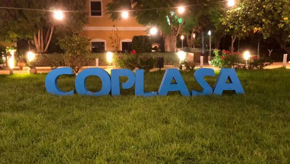 El evento acoge a más de 40 marcas comerciales de referencia en el sector, que presentan a los profesionales sus novedades.