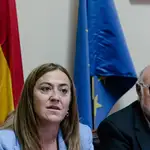 La delegada del Gobierno , Virginia Barcones, y el presidente de SEIASA, Francisco Rodríguez Mulero, atienden a la prensa