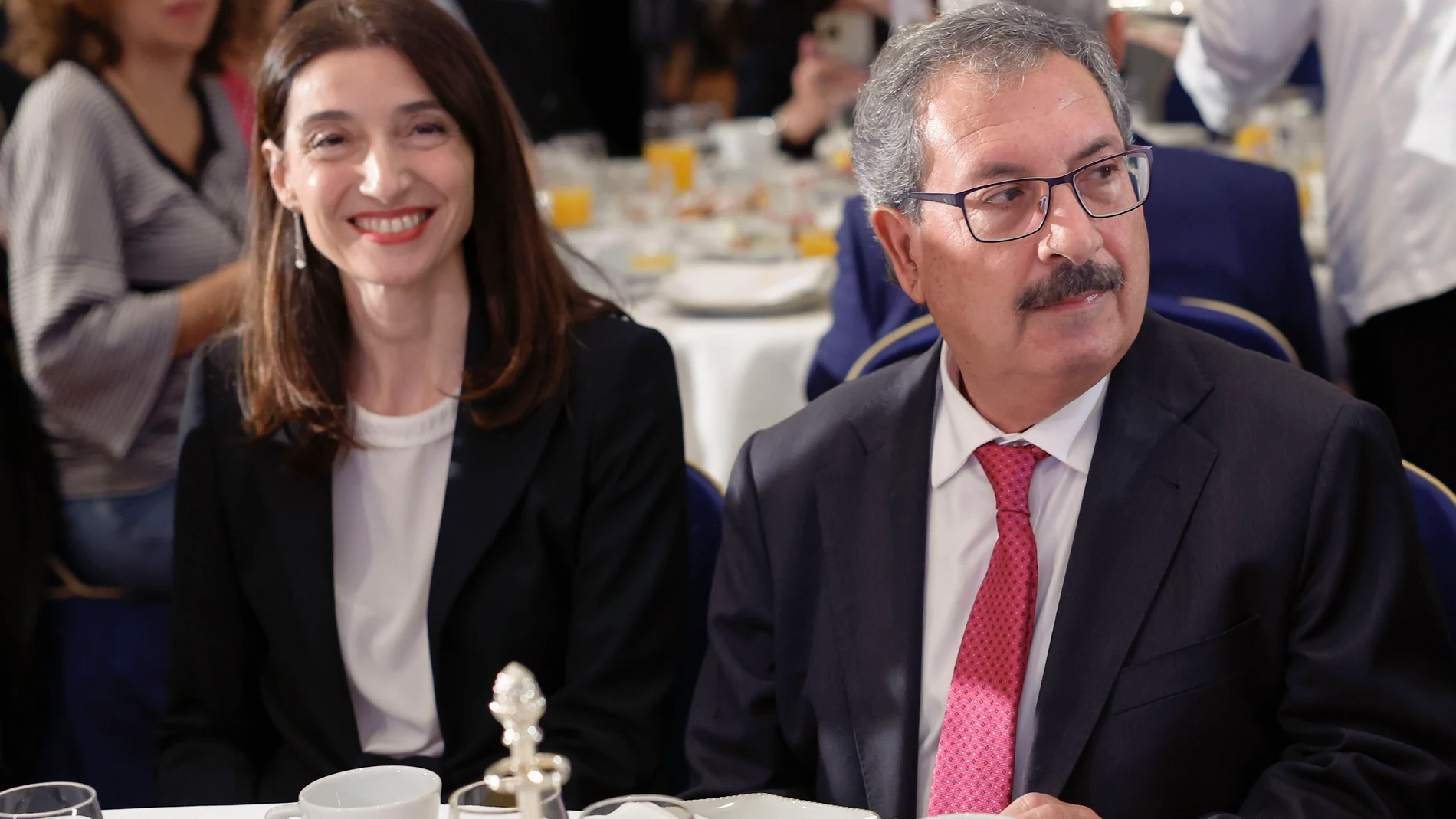 La ministra de Justicia, Pilar Llop, y el presidente del CGPJ, Rafael Mozo, durante su participación en el desayuno informativo del Fórum Europa celebrado este jueves en Madrid