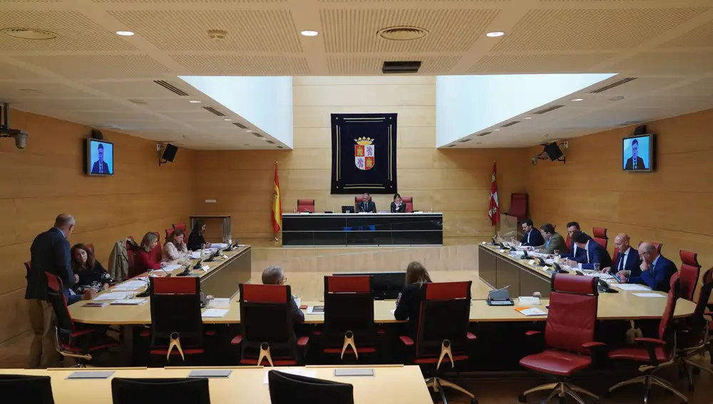 Carlos Pollán preside la Junta de Portavoces