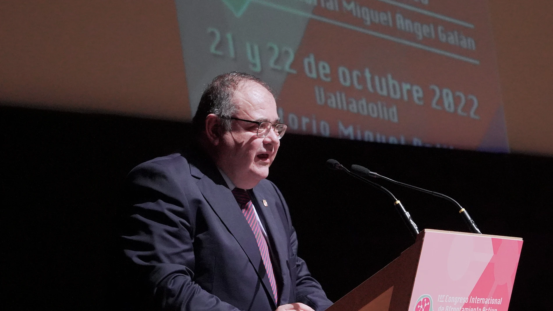 El consejero de Sanidad, Alejandro Vázquez, inaugura el I Congreso Internacional de Afrontamiento Activo del Dolor Crónico