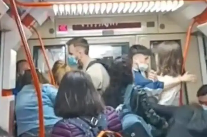 Violenta pelea en el Metro de Madrid: “No me hables tan cerca sin mascarilla”