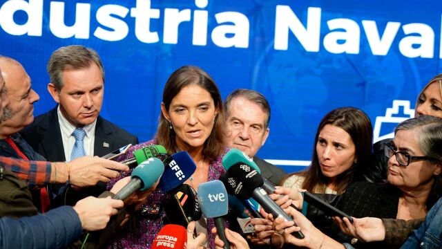 La ministra de Industria, Comercio y Turismo, Reyes Maroto, en Vigo