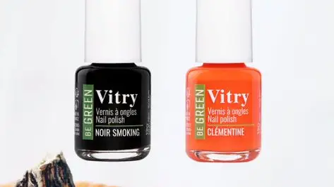 Lacas de uñas en tonos naranja y negro perfecto para Halloween