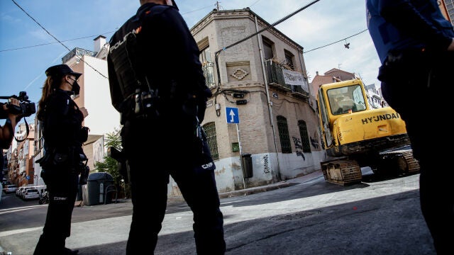 Agentes de la Policía Nacional en el barrio de Tetuán en Madrid en una imagen de archivo