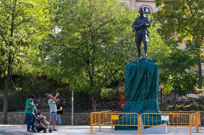 Más Madrid carga contra la escultura del legionario en la Castellana: “Exalta el belicismo”