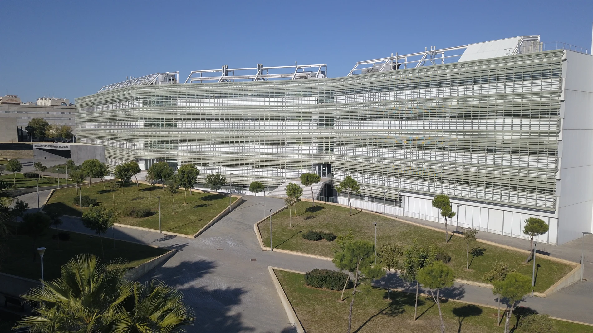 La UHU. UNIVERSIDAD DE HUELVA
