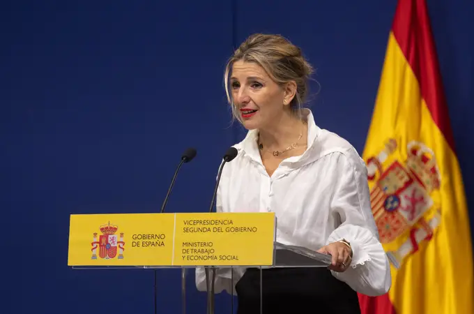 Yolanda Díaz retira ahora la Medalla al Mérito en el Trabajo a Francisco Franco