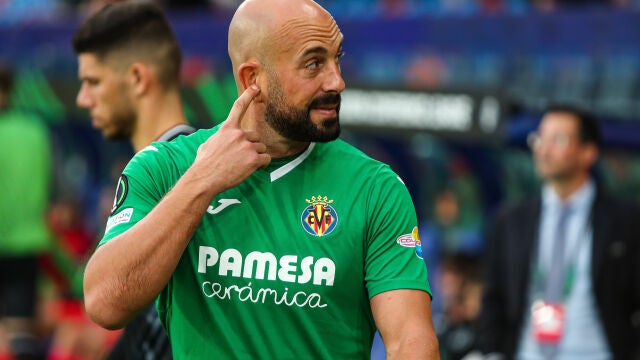 Pepe Reina, portero del Villarreal, contra el Gobierno