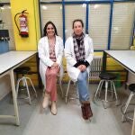 Las profesoras de la UCAV Cristina Luicini y Patricia Teresa Espinosa