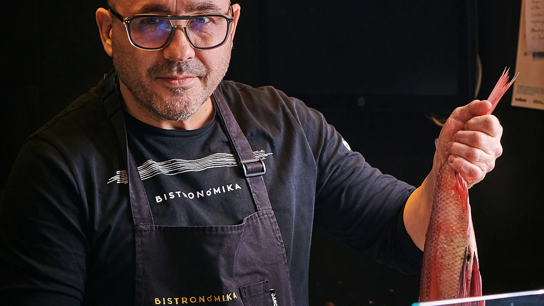 Carlos del Portillo es un maestro en el tratamiento de los pescados y mariscos