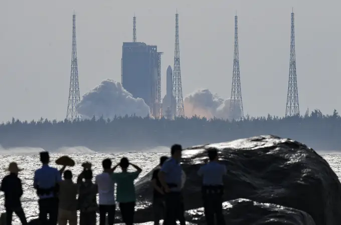 El tercer despegue con éxito de una nave espacial secreta china intensifica la carrera espacial con EE UU