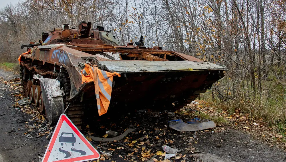Vovchansk (Ukraine), 01/11/2022.- Ucrania se ha convertido en uno de los países más peligrosos del mundo en 2022, según la evaluación de riesgo de “Global Guardian”. (Rusia, Ucrania) EFE/EPA/SERGIY KOZLOV
