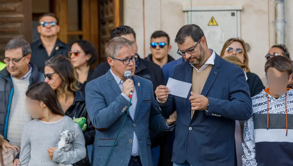 El Ayuntamiento de Torrecaballeros convoca una concentración de cinco minutos en recuerdo y homenaje a Olivia, asesinada presuntamente por su madre en Gijón