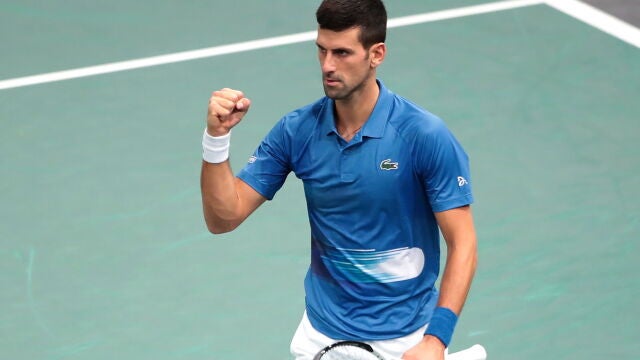 Novak Djokovic se impuso a Maxime Cressy en su estreno en París-Berçy