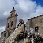  La imagen de Santa Teresa regresa al Monasterio de la Encarnación de Ávila para celebrar la toma de hábito