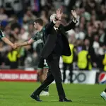 Carlo Ancelotti y el Real Madrid sabrán sus rival de octavos en Champions enel sorteo del lunes