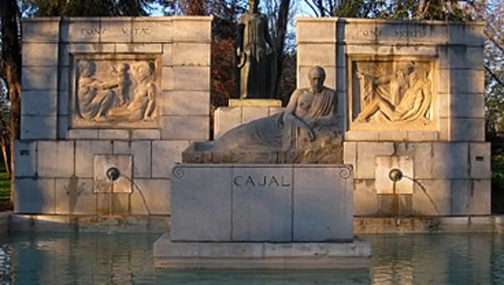 Monumento a Ramón y Cajal en el Retiro