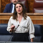 La ministra de Igualdad, Irene Montero, durante la sesión de control al Gobierno