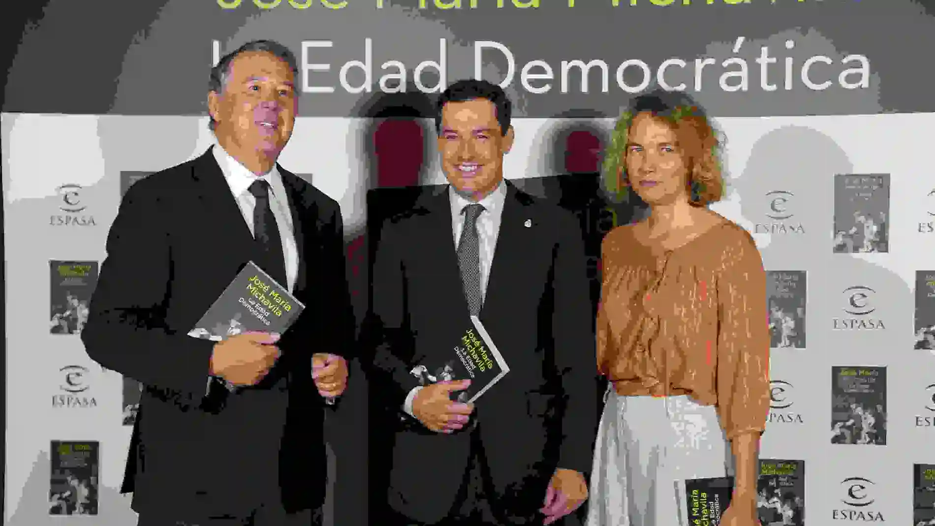 José María Michavila, Juanma Moreno y Alejandra Salinas, en la presentación del libro en Sevilla