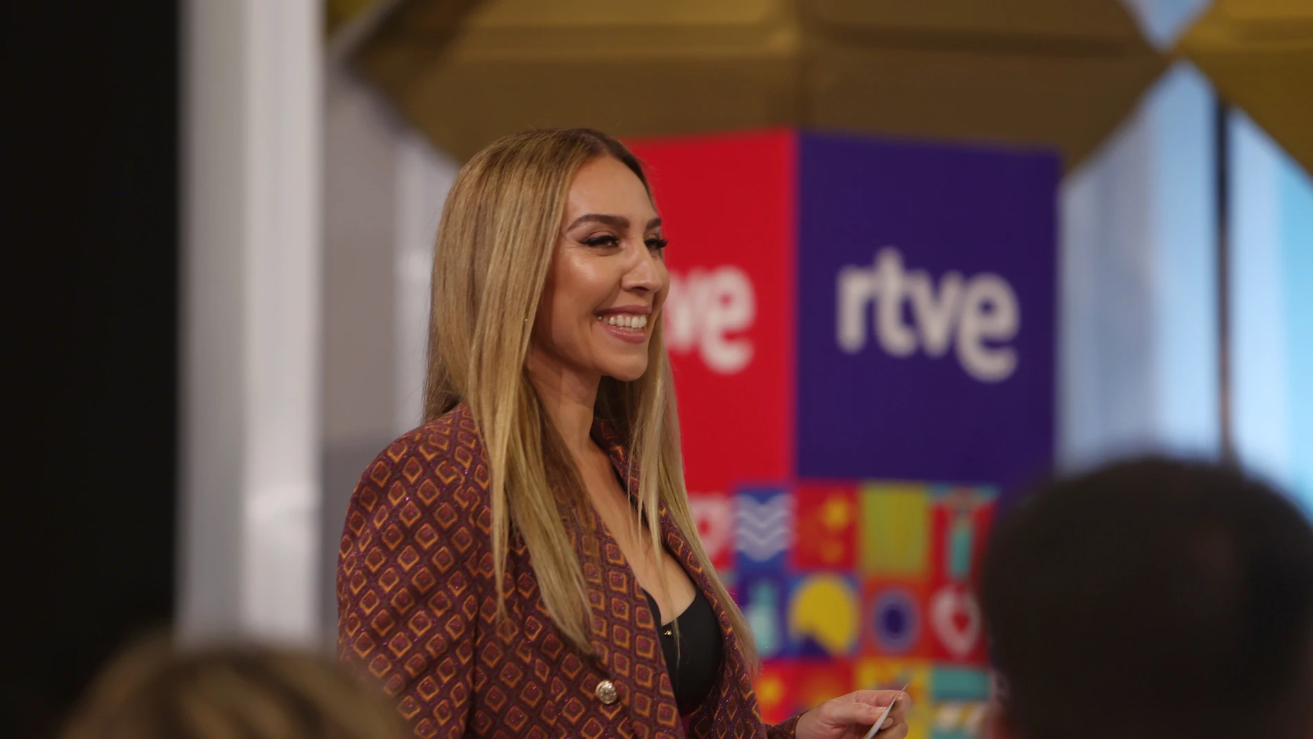 La cantante y presentadora Mónica Naranjo durante la presentación de Radio Televisión Española (RTVE) de los 18 artistas seleccionados para participar en el Benidorm Fest 2023