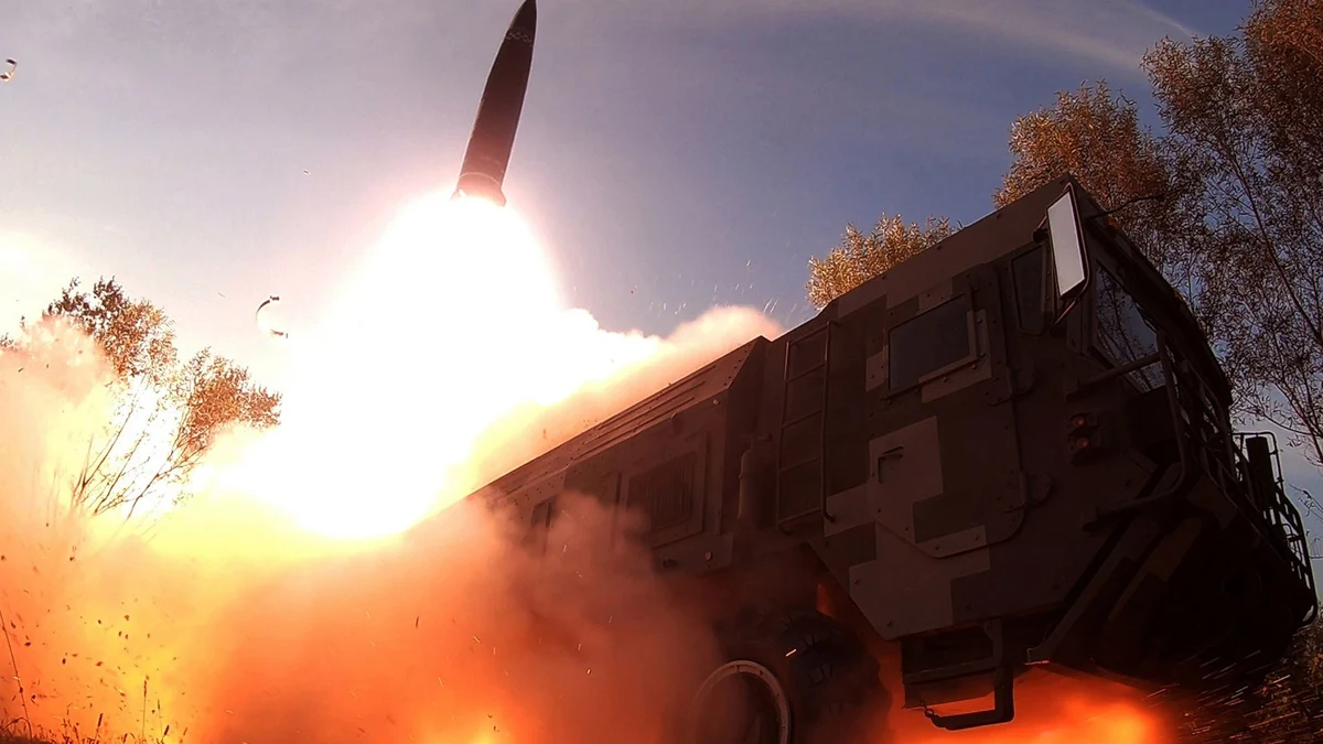 La última preocupación de Zelenski: ¿qué misiles norcoreanos utiliza Rusia para atacar a Ucrania?