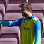 El defensa del FC Barcelona, Gerard Piqué, que mañana diputará su último partido como profesional en el Spotify Camp Nou durante el entrenamiento que realiza la plantilla barcelonista para preparar el partido de liga que disputarán mañana en Barcelona ante la UD Almería