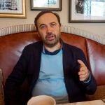 El ex diputado ruso Ilya Ponomarev participa en un congreso en Polonia
