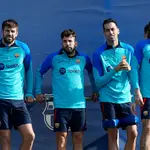 Los jugadores del FC Barcelona, Gerard Piqué, Jordi Alba, Sergio Busquets y Héctor Bellerin