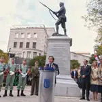 El alcalde de Madrid, José Luis Martínez-Almeida, en la inauguración de la Estatua al Legionario