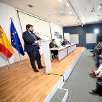 El presidente de la Comunidad, Fernando López Miras, inaugura el congreso ‘40 años de autonomía de la Región de Murcia’, organizado por la Universidad de Murcia y la Comunidad Autónoma