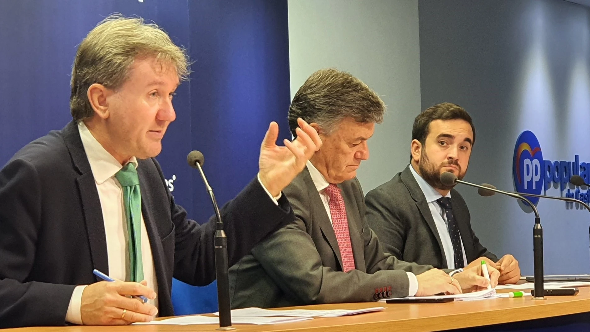 Lacalle, Vázquez y Alonso explican en rueda de prensa las enmiendas parciales del PP al PGEPPCYL09/11/2022