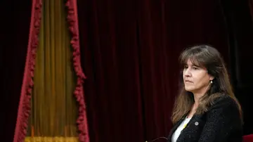 La ex presidenta del Parlament y presidenta de Junts, Laura Borràs, en la tribuna de invitados del Parlament 