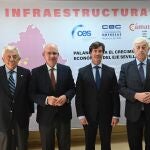 Encuentro entre las patronales de Sevilla y Cádiz, sobre infraestructuras en materia de transporte, celebrado en Los Palacios