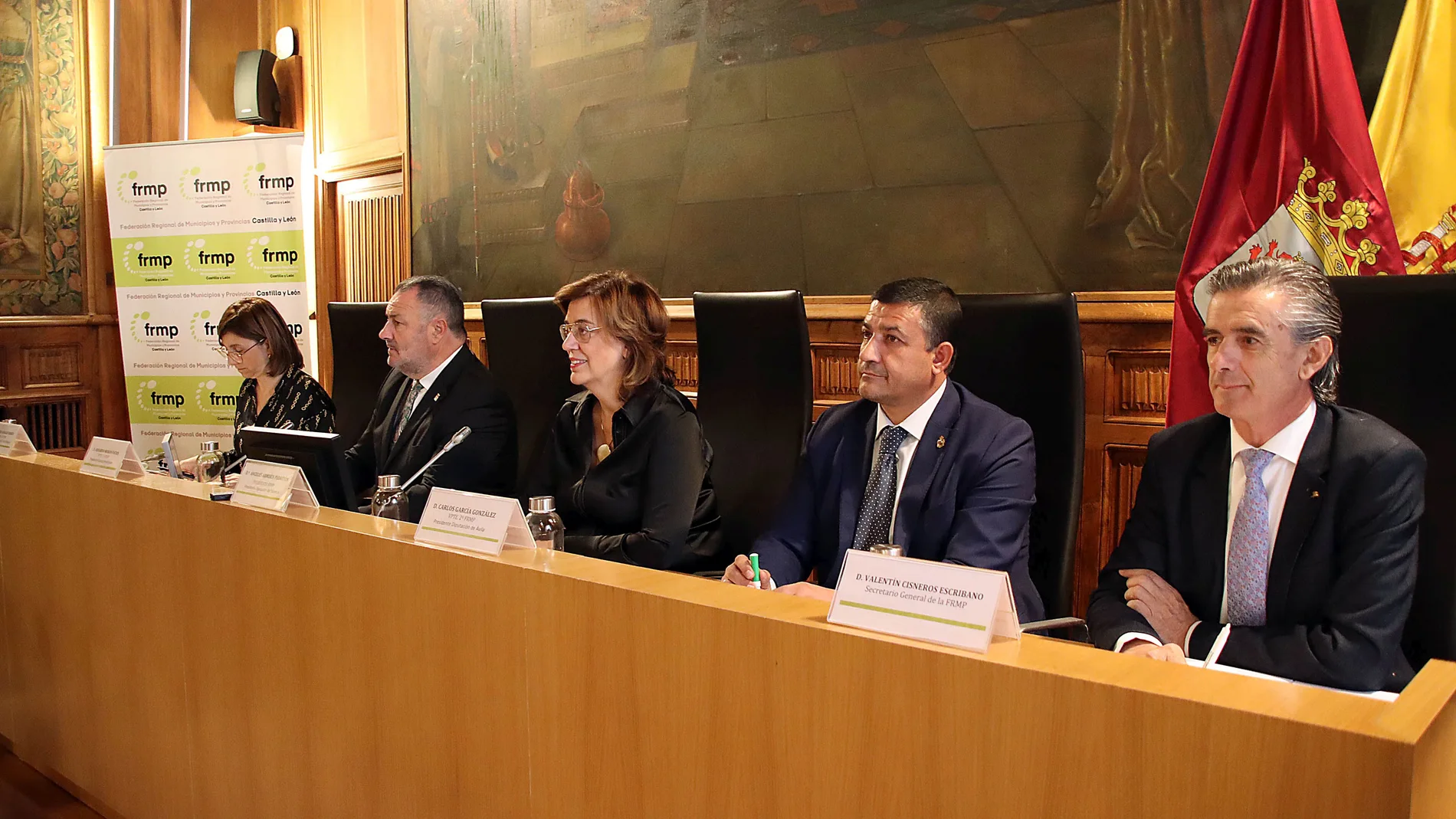 Ángeles Armisén preside la Comisión Ejecutiva de la FRMP celebrada en la Diputación de León