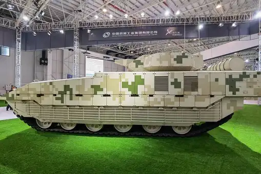 Así es el nuevo VN20 chino, el transporte blindado más protegido y armado de su categoría