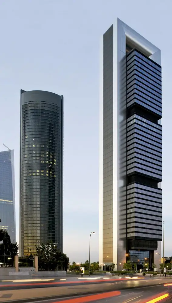 Torre Cepsa, de Norman Foster