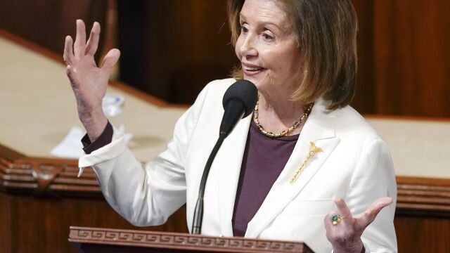 House Speaker Nancy Pelosi of Calif., speaks on the House floor at the Capitol in Washington Thursday, Nov. 17, 2022. (AP Photo/Carolyn Kaster)