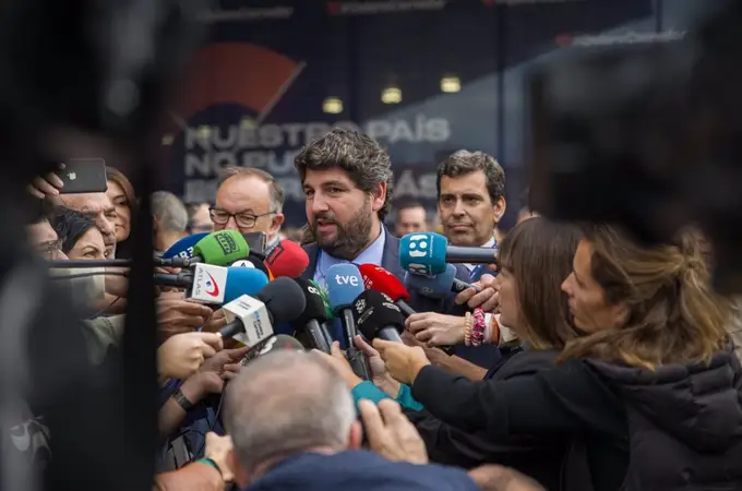 López Miras lamenta el “retraso inexplicable” en infraestructuras al que Sánchez ha condenado a la Región de Murcia