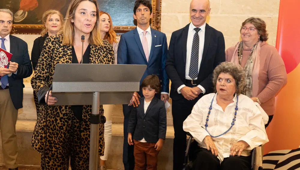 Toñi Moreno presenta el acto de la presentación de la Fundación María Jiménez a 18 de noviembre de 2022 en Sevilla,