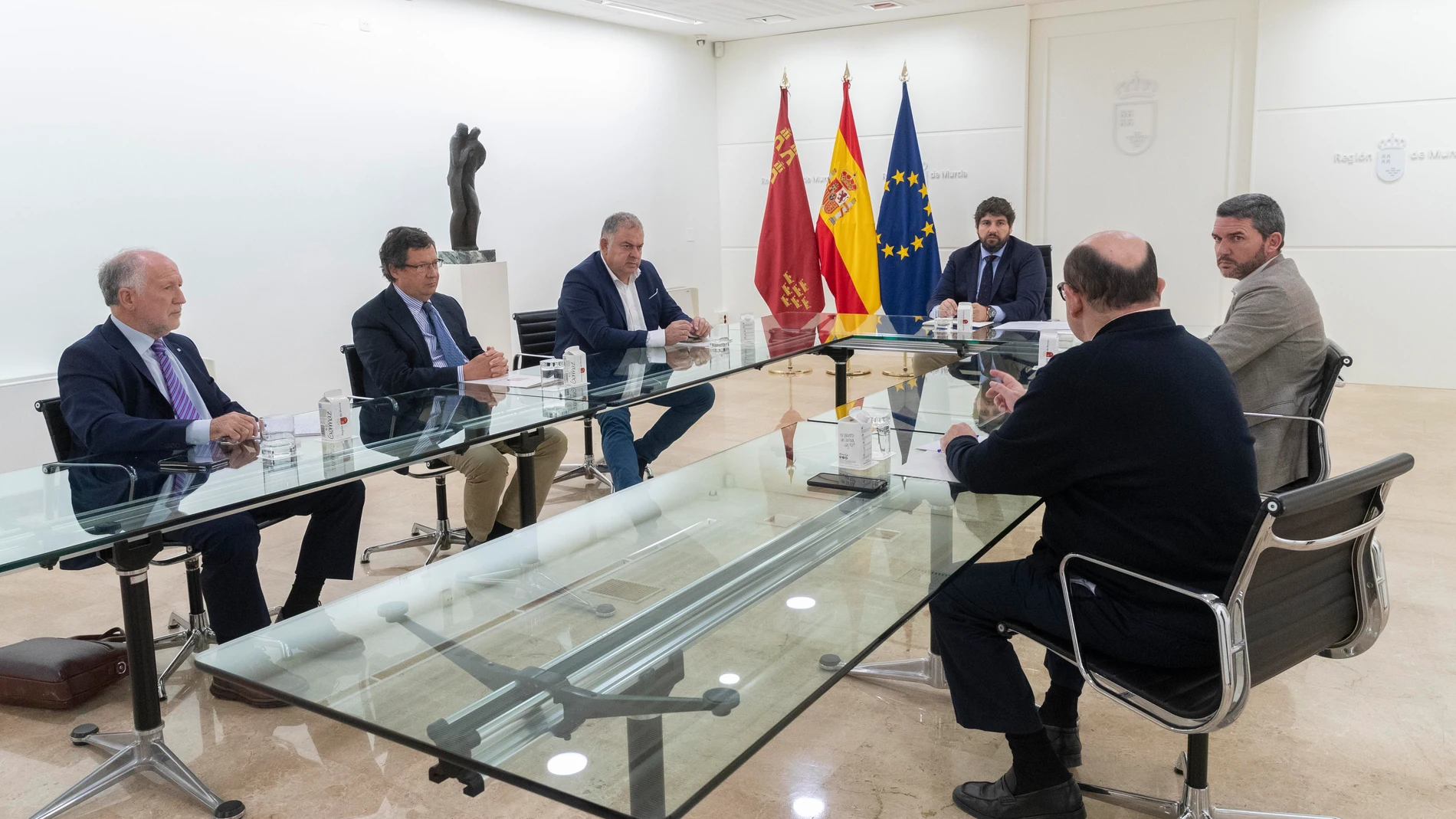 Murcia denuncia la "falta de estudios y de objetividad" para el incremento de caudales ecológicos del Tajo