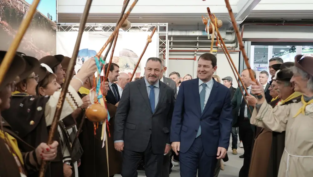 Fernández Mañueco junto al presidente de la Diputación de León, Eduardo Morán