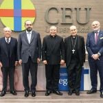 Marcelino Oreja, Alfonso Bullón de Mendoza, Monseñor Bernardito Auza, Fidel Herráez y Rafael Sánchez Saus