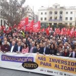 Concentración en Alicante en la que se ha exigido un nuevo modelo de financiación autonómica y más inversiones para la provincia