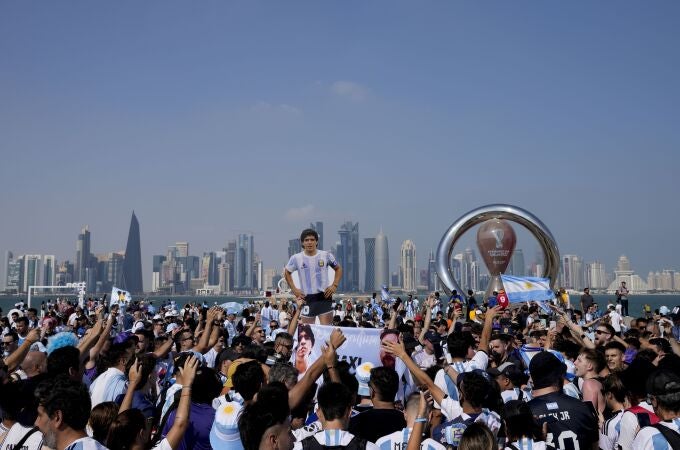 Hoy es el día de Argentina con Maradona muy presente en Qatar
